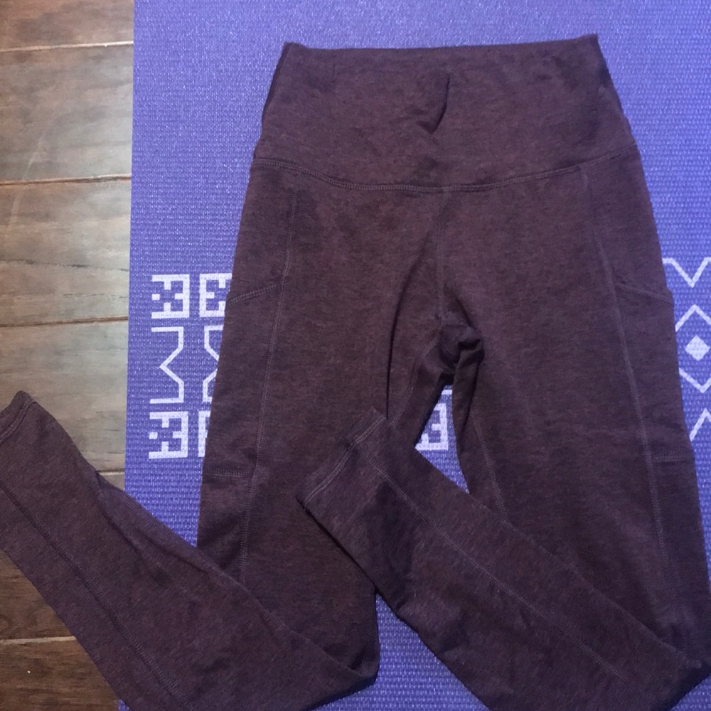 Aerie maroon leggings